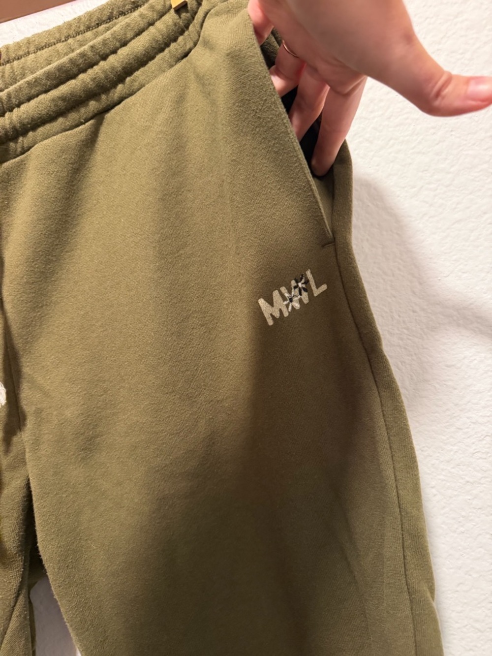 Madewell MWL Easygoing Cotton Flower Embroidery Jogger Set - Picture 9 of 16